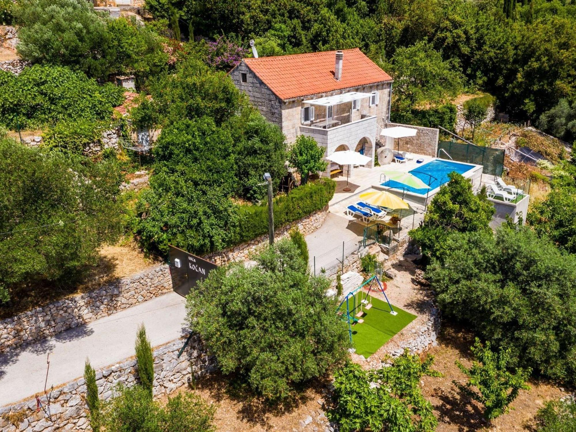 House Ko An-Four Bedroom Villa With Terrace And Swimming Pool Gruda Exterior photo